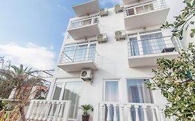 Rooms And Apartments Milana